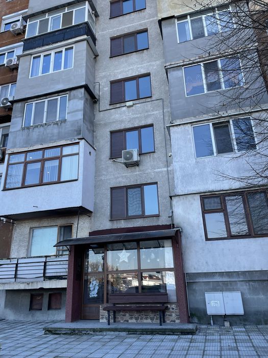 Продава се Двустаен апартамент в Димитровград - 46 кв.м за 666 €/кв.м - Снимка #1