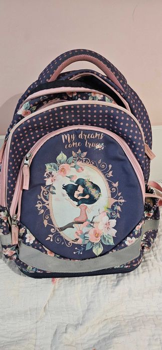 Ученическа раница Санторо!