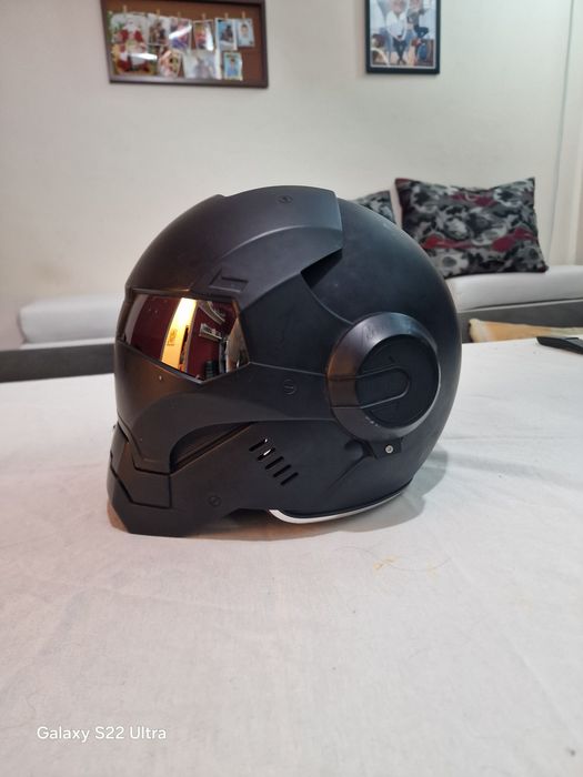 Каска тип Железен човек