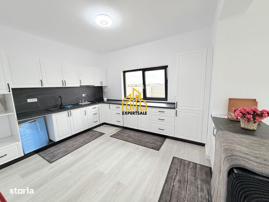 VILA 4 CAM/ POMPA CALDURA/PANOURI/Mobila de bucatarie si Dressing