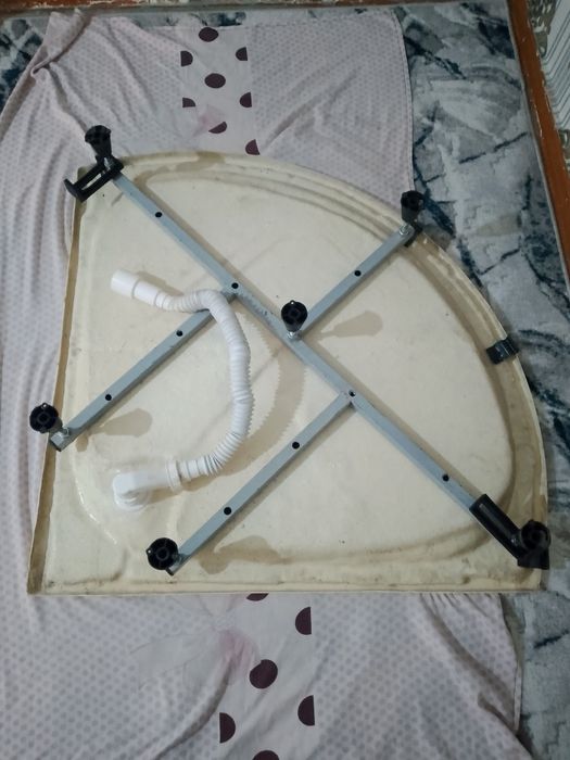 Akril vanna tez sotiladi. Manzil.Toshkent Yunusobod tumani 11