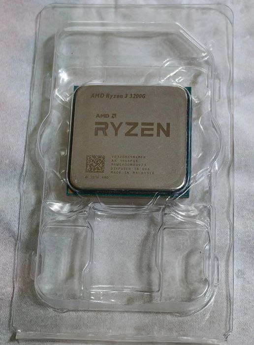 Vand procesor ryzen 3 3200g