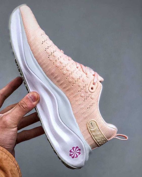 Нови дамски маратонки за бягане Nike React x Infinity Run 4