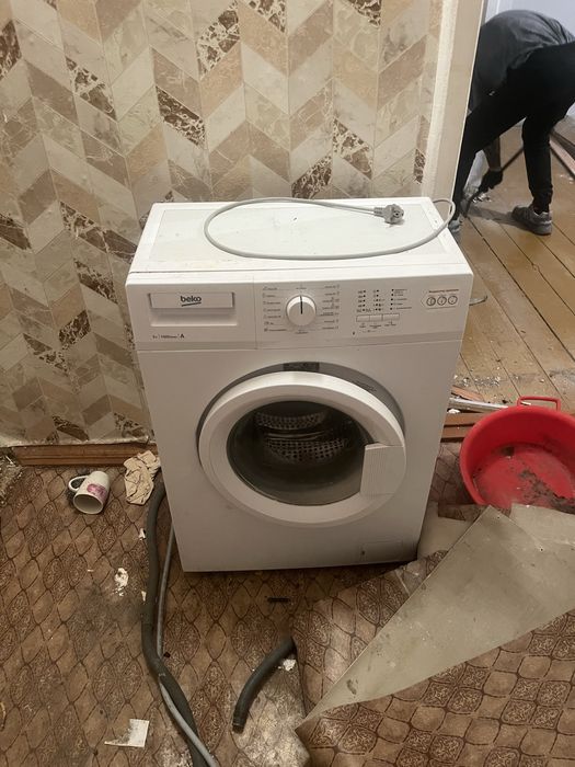 Продам стиральную машину