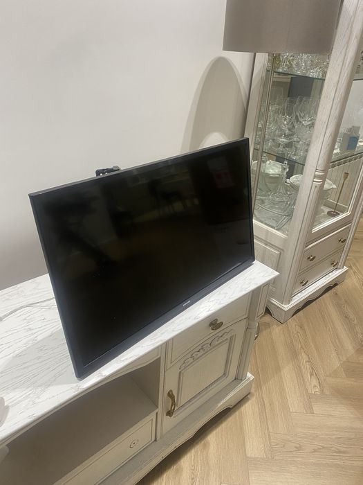 Продам телевизор LG