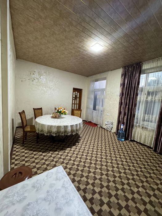 Shofayz 3-sotok uglavoy hovli sotiladi 30ga×10-metr yer hisobida