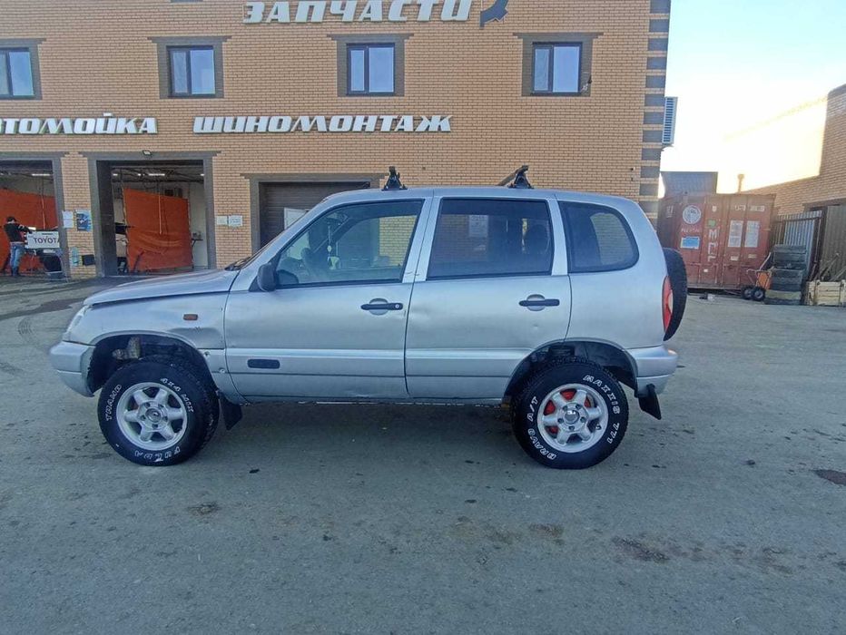 Шевролет нива 2006г.в.