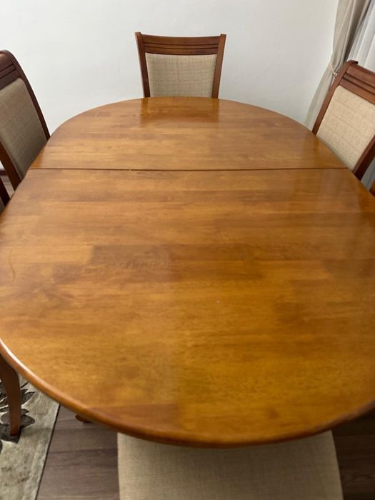 Продам стол со стульями!