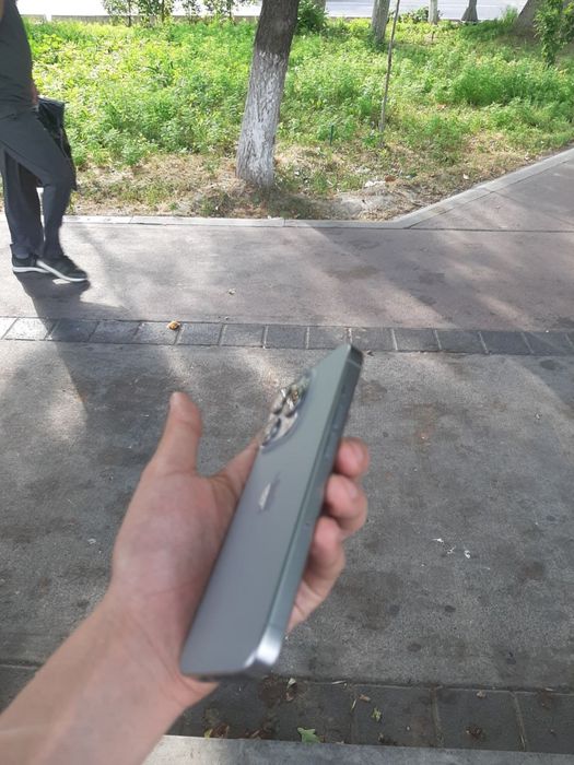 Iphone 15 pro   2 sim
