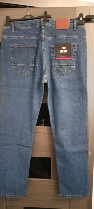 Blugi Diesel noi pentru barbati masura 40