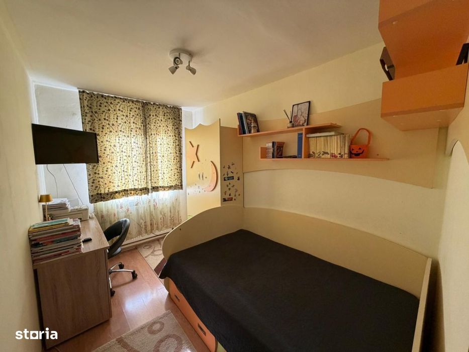 Apartament 3 Camere-Craiovita Noua-Zona Niela — fotografia 3