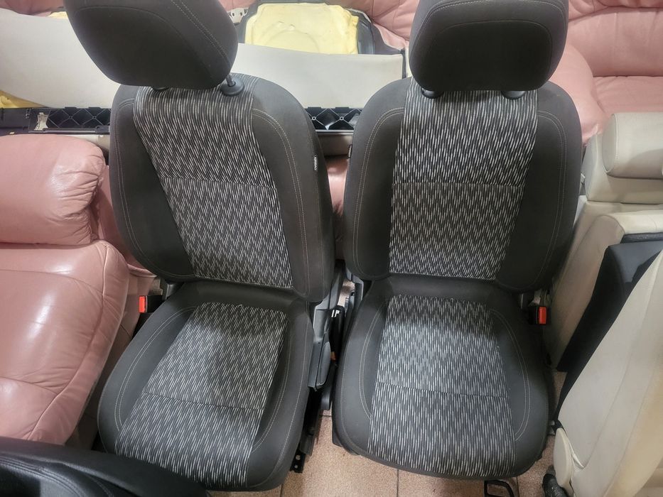 Седалки, салон за Опел Мокка 2015г