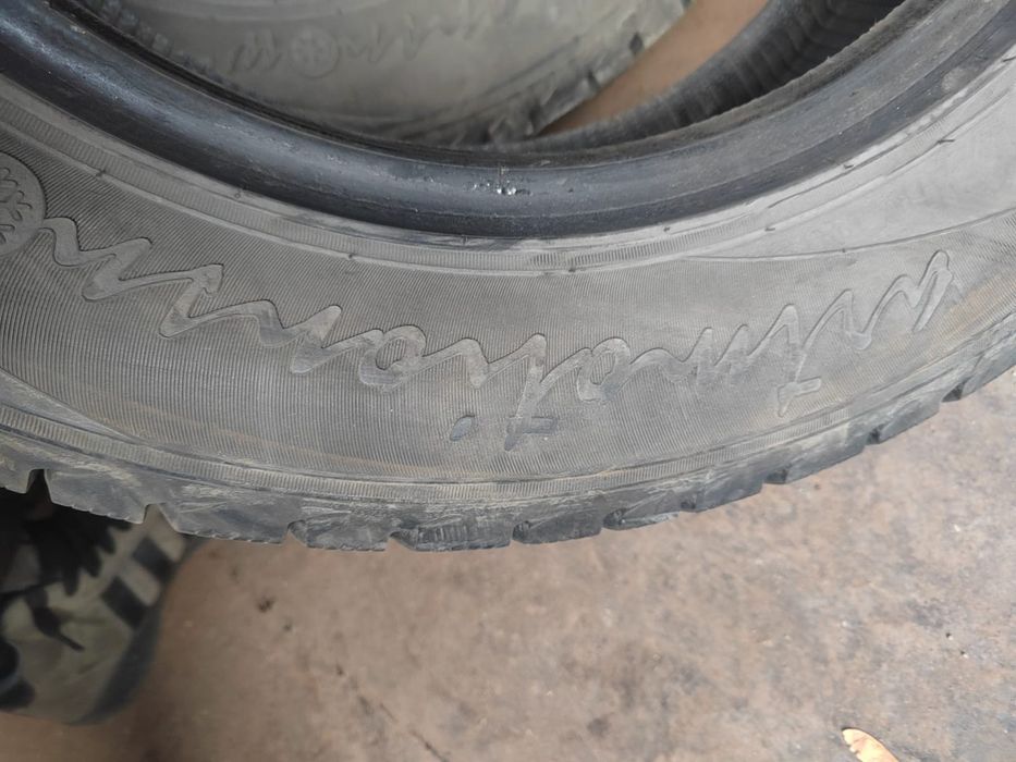 Продам пару зимней резины