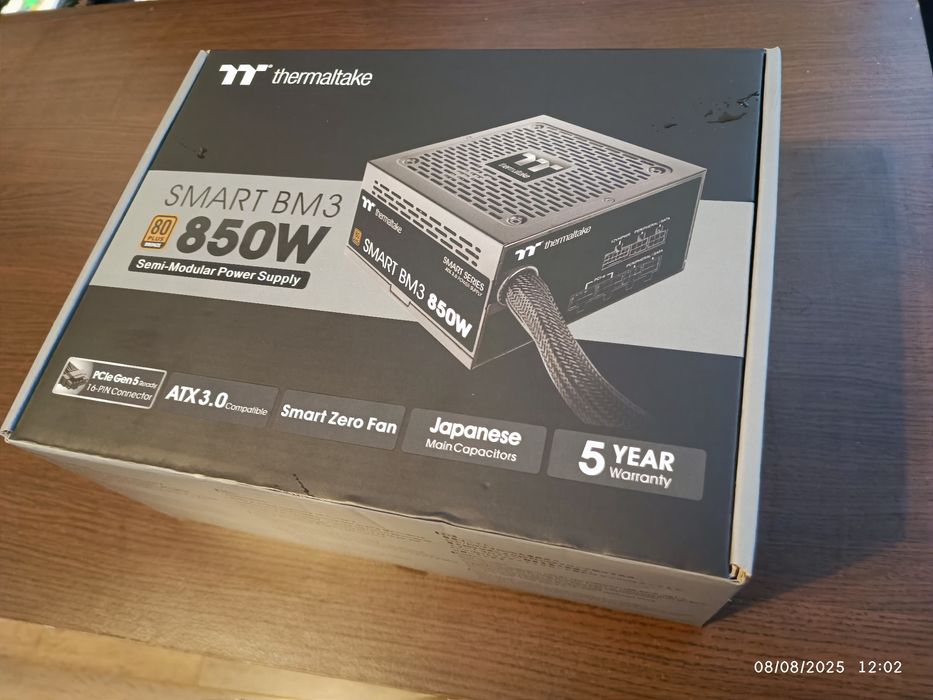 Vand sursa PC thermaltake 850w nou