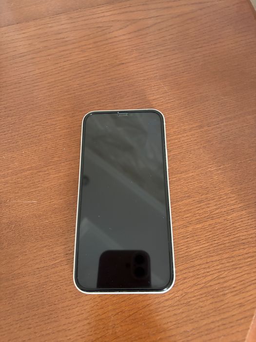 Продам IPhone 12, 64 гб