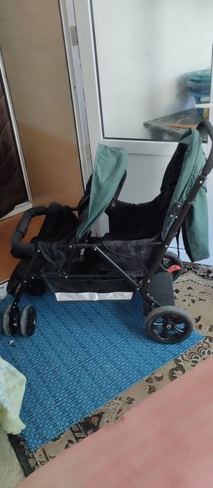 Коляска для двойни