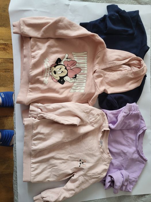 Lot bluzite pufoase pe interior 98-104