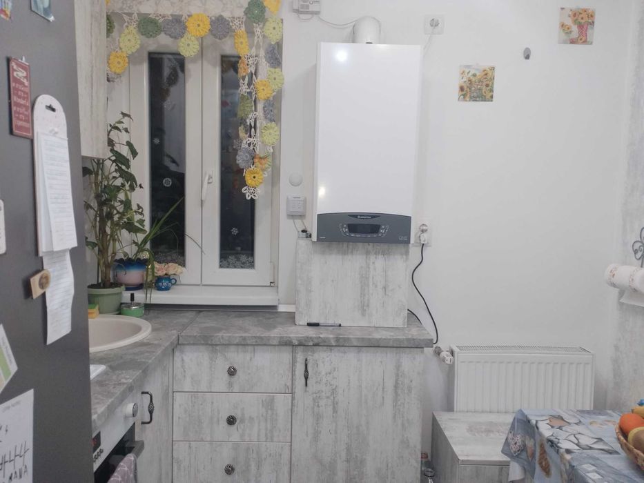 Vand apartament 2 cam , Str. G-ral E Grigorescu, langa Gradinita 39