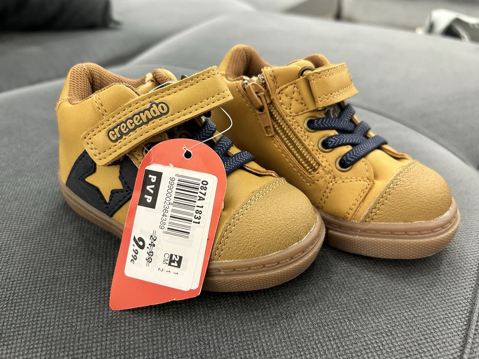 Детская обувь НОВАЯ (20-21размер)