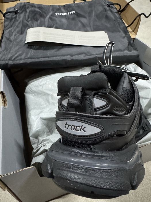Balenciaga Track  размер 39.40,46