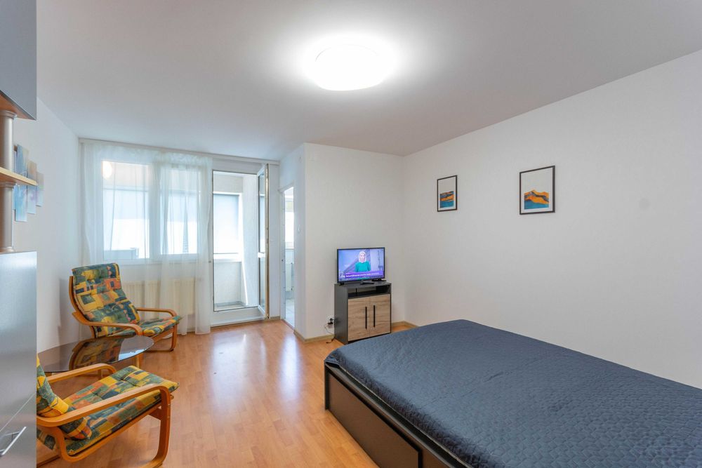 Garsoniera de inchiriat