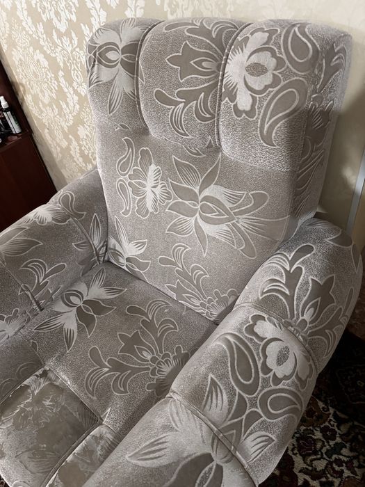 Продам кресло  срочно