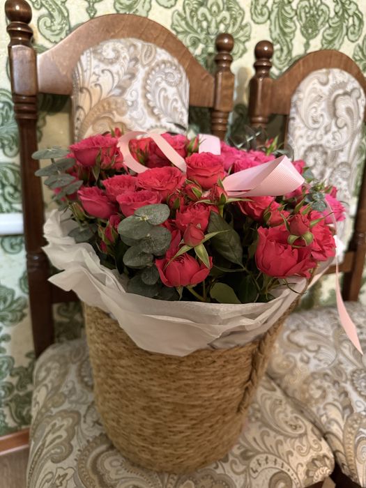 Кустовые розы свежыйййййййй