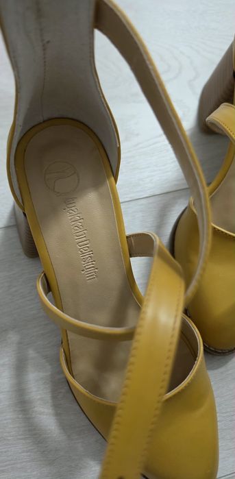 Pantofi piele naturală 37
