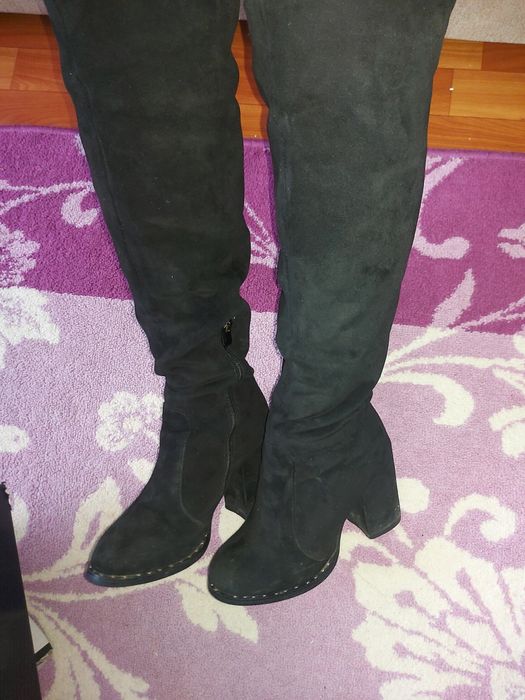 Продам женские сапоги