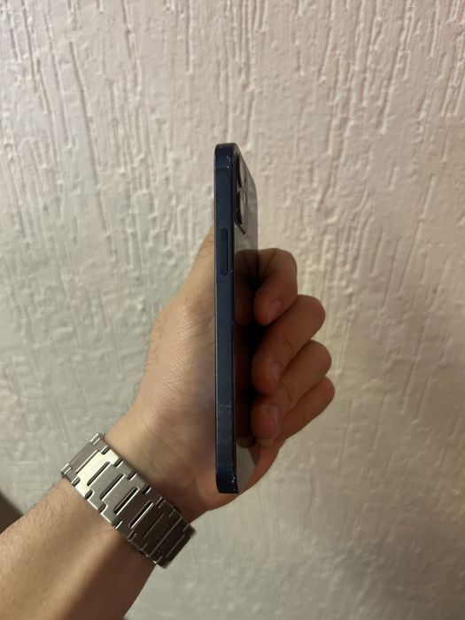 Срочно Айфон 12 мини.