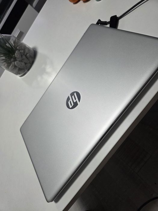 HP Laptop 17-cp0xxx