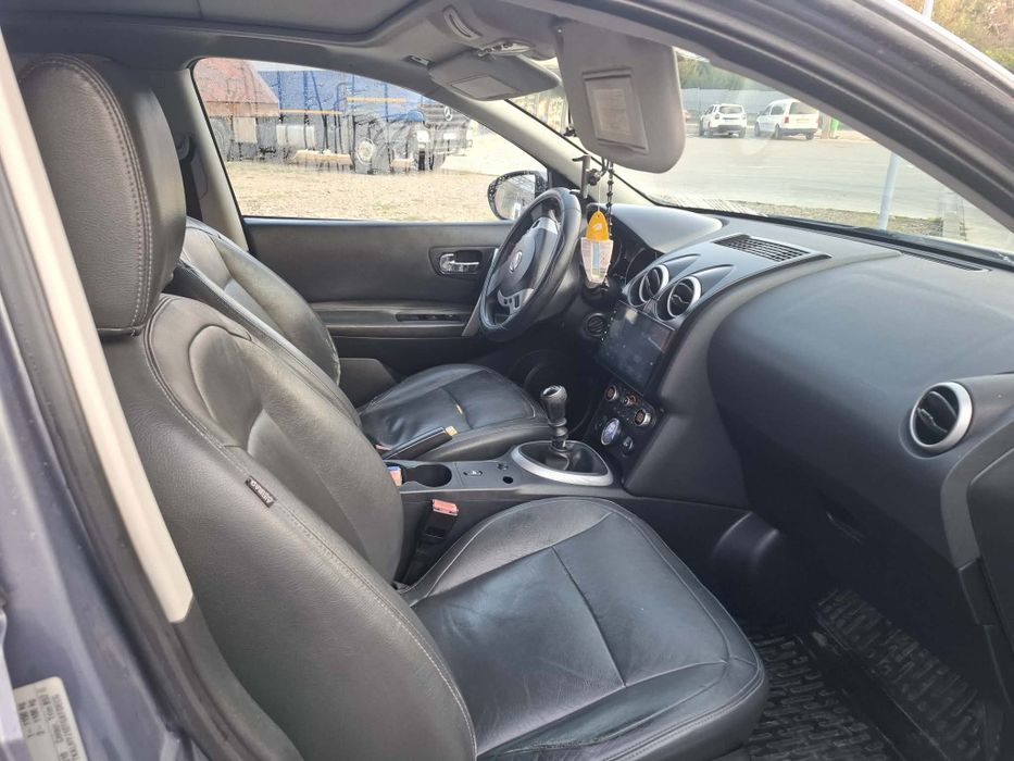 Vând Nissan Qashqai