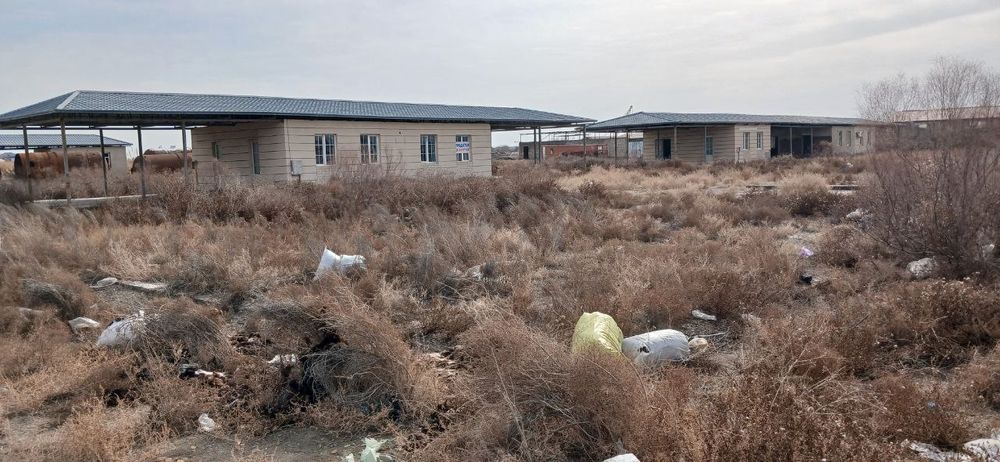 Но Турар бино ЭКО бозор да срочно сотилади .