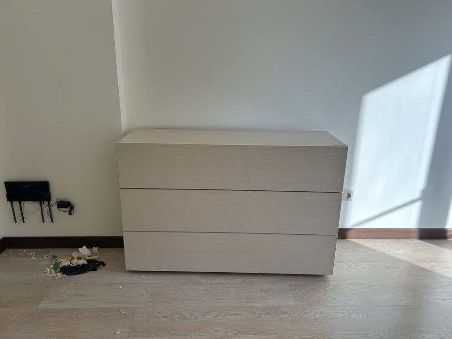 Комод  выдвижной