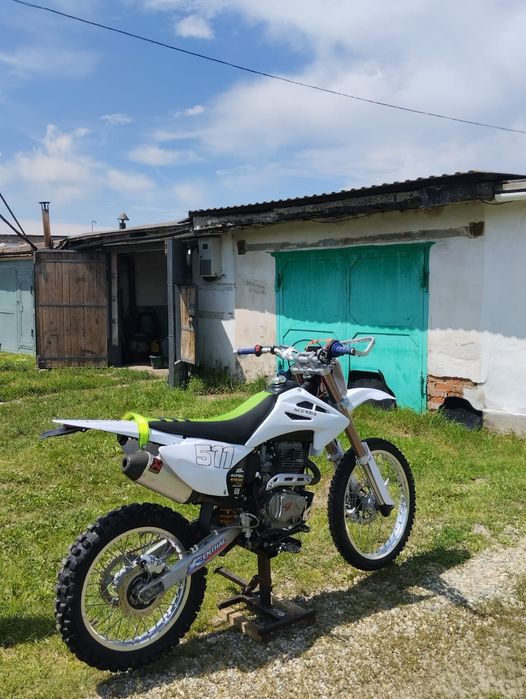 Мотоцикл Эндуро 06