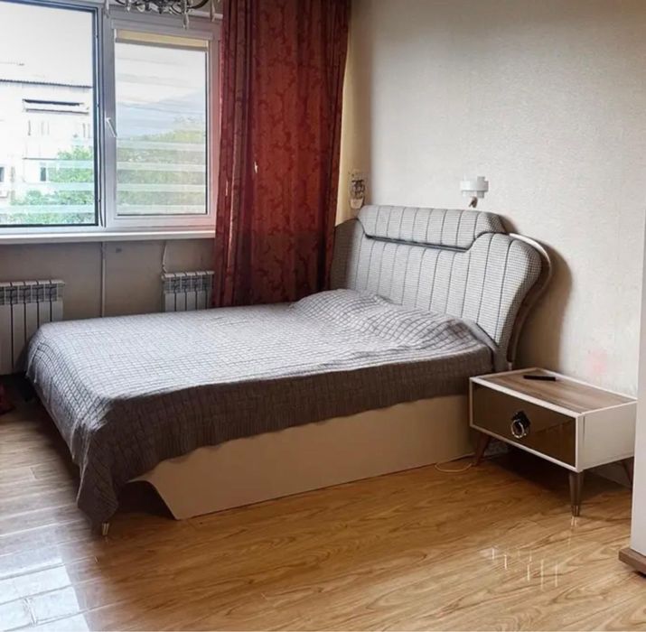 Продам двухспальную кровать