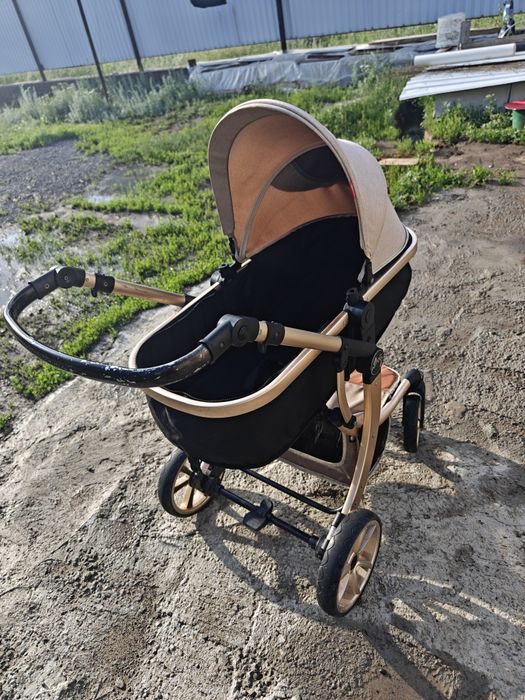 Продам детскую коляску