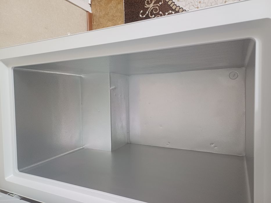 Продам морозильник