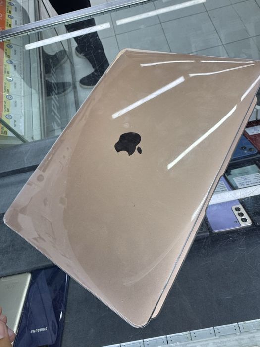 Macbook Air 8/256 Gb