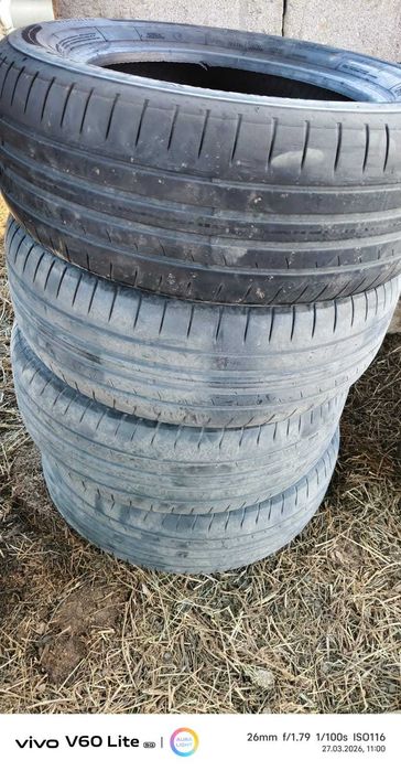 Продаю шины R15.