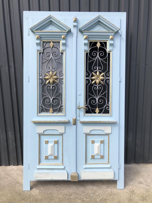 Uși vechi de colecție