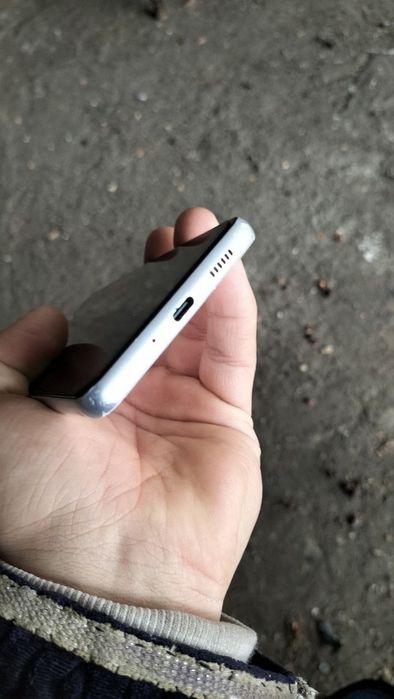 Idealni Samsung a33 5g