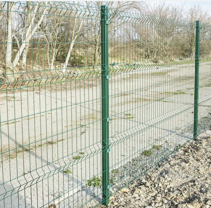 Confecționăm garduri și porți din plasa burdurata