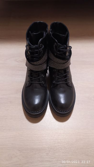Дамски боти 38 номер