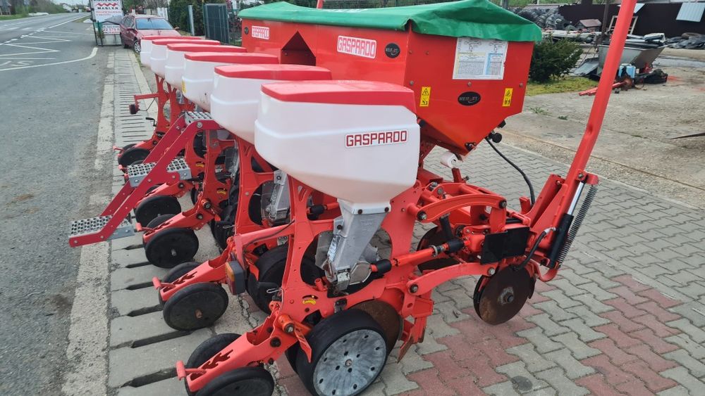 Semanatoare porumb Gaspardo MTR 6 cadru hidraulic