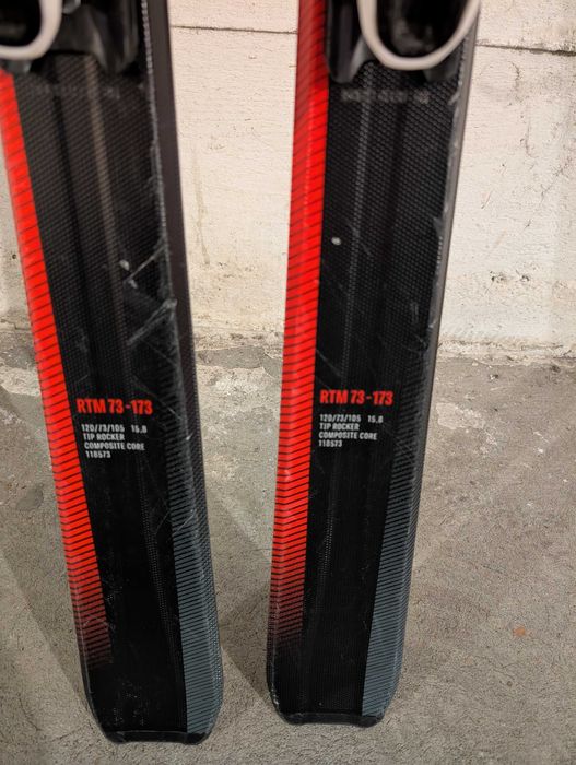 Vând ski Marka Volki