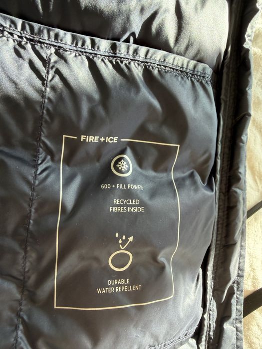 Оригинално дамско пухено елече с качулка Fire + Ice by Bogner