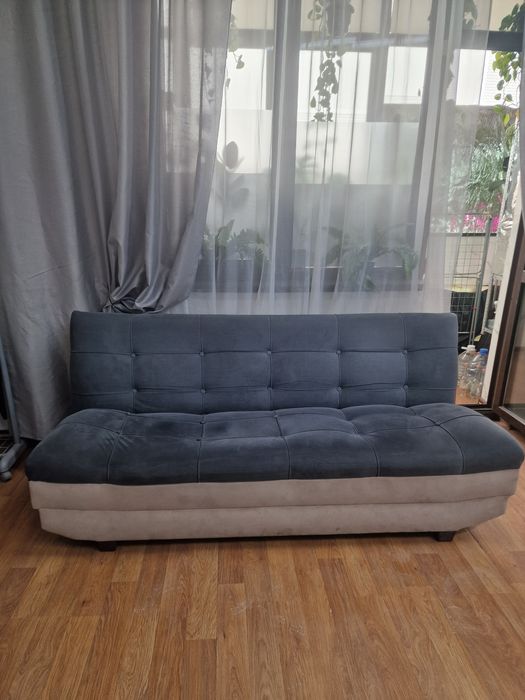 Продается  Диван для гостиной или дачи