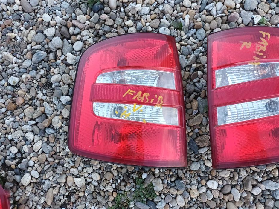 ляв или десен стоп за шкода фабия комби седан SKODA FABIA фабиа