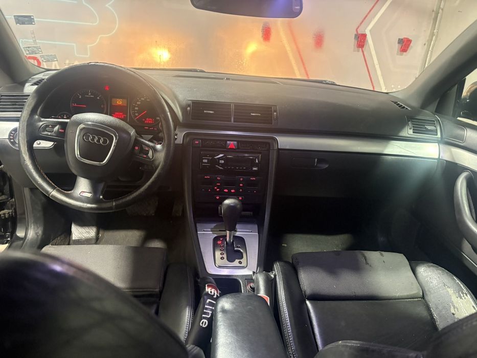 Audi/s4/b7/цяла на части